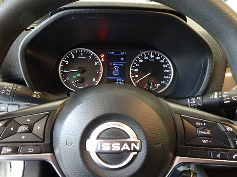 Nissan Juke Acenta Komfort Navi Sitzheizung